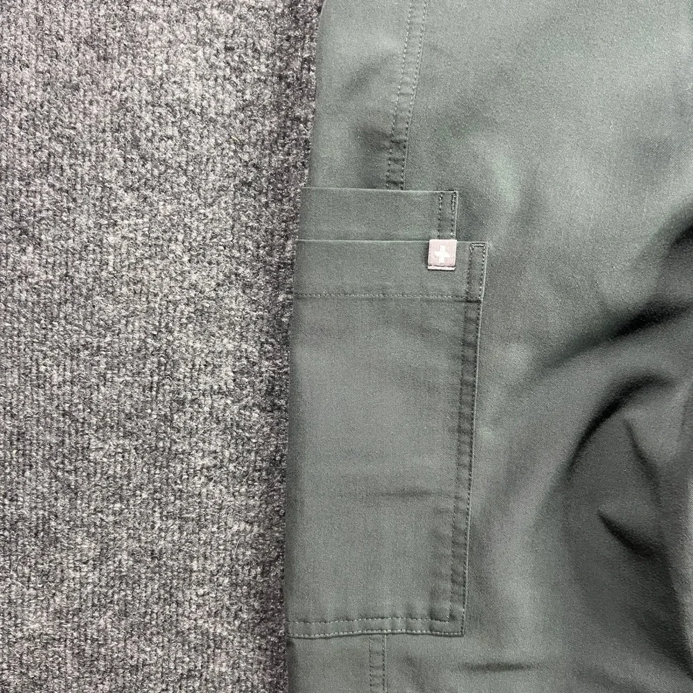 FIGS‎ Men's Small Technical Collection Cargo Scrub Pants Olive Green T2001